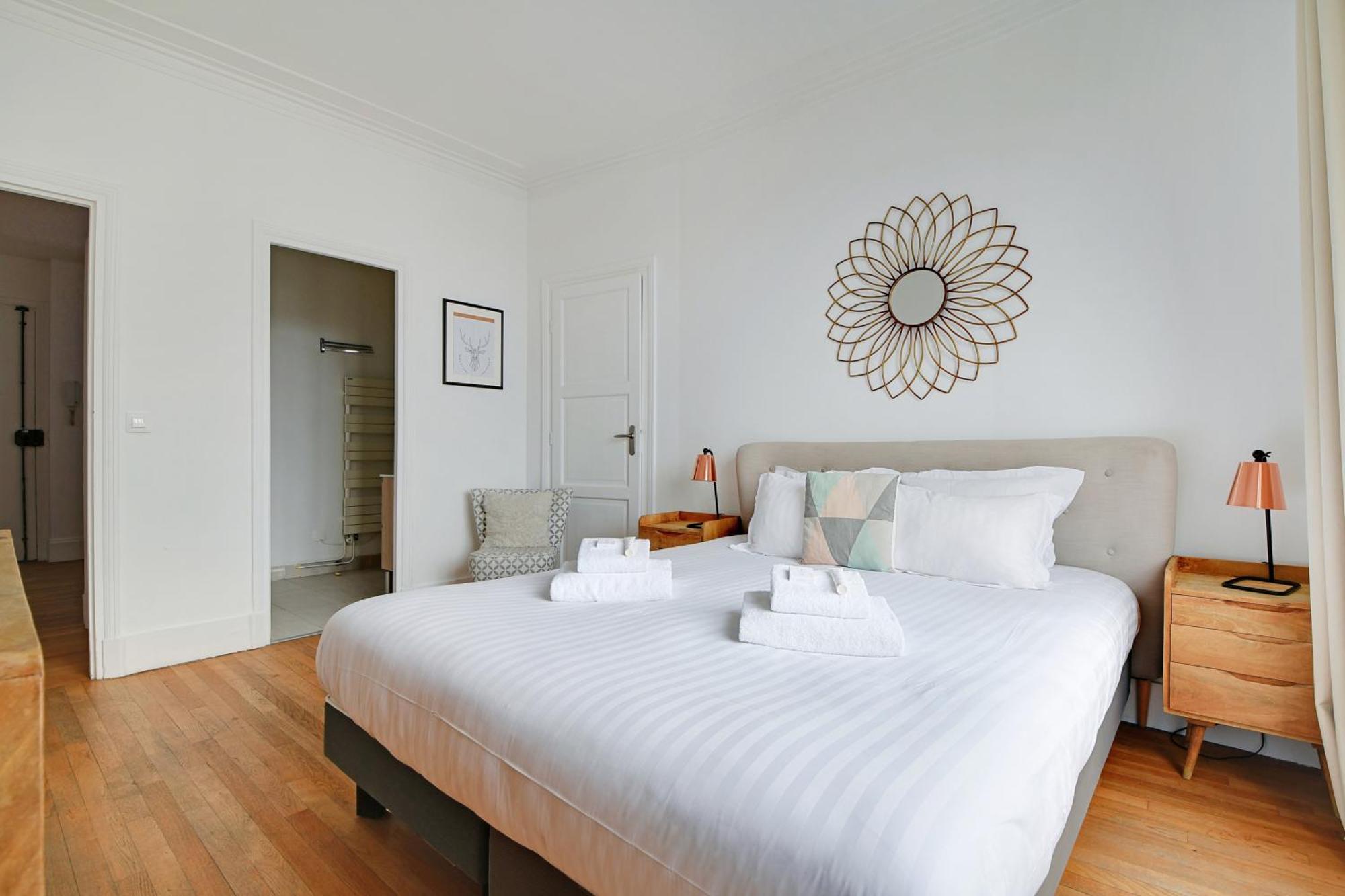 Pick A Flat'S Apartments In Saint Michel - Rue Du Sommerard Париж Экстерьер фото