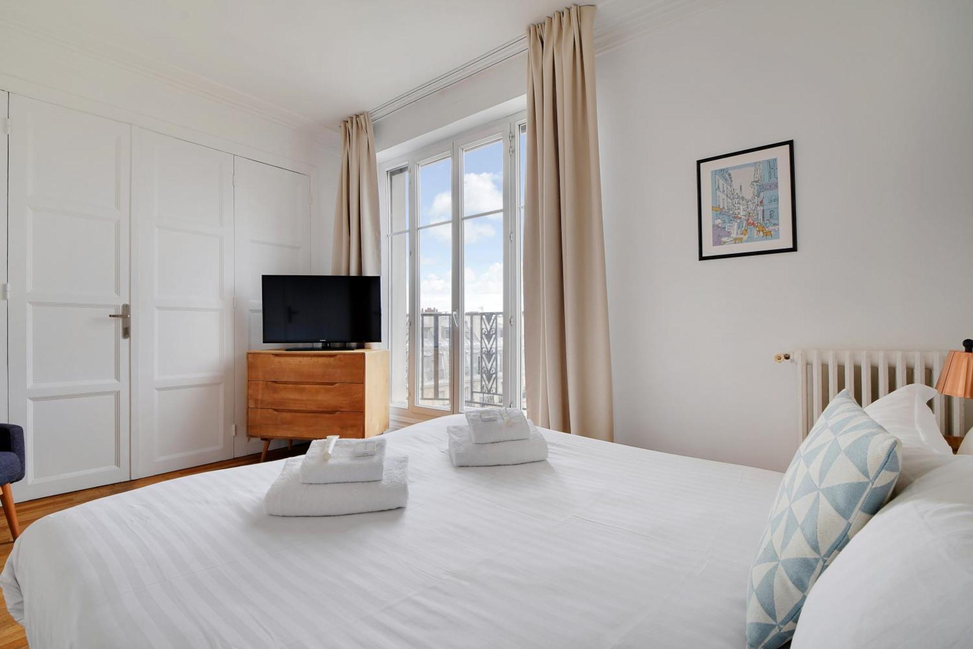 Pick A Flat'S Apartments In Saint Michel - Rue Du Sommerard Париж Экстерьер фото