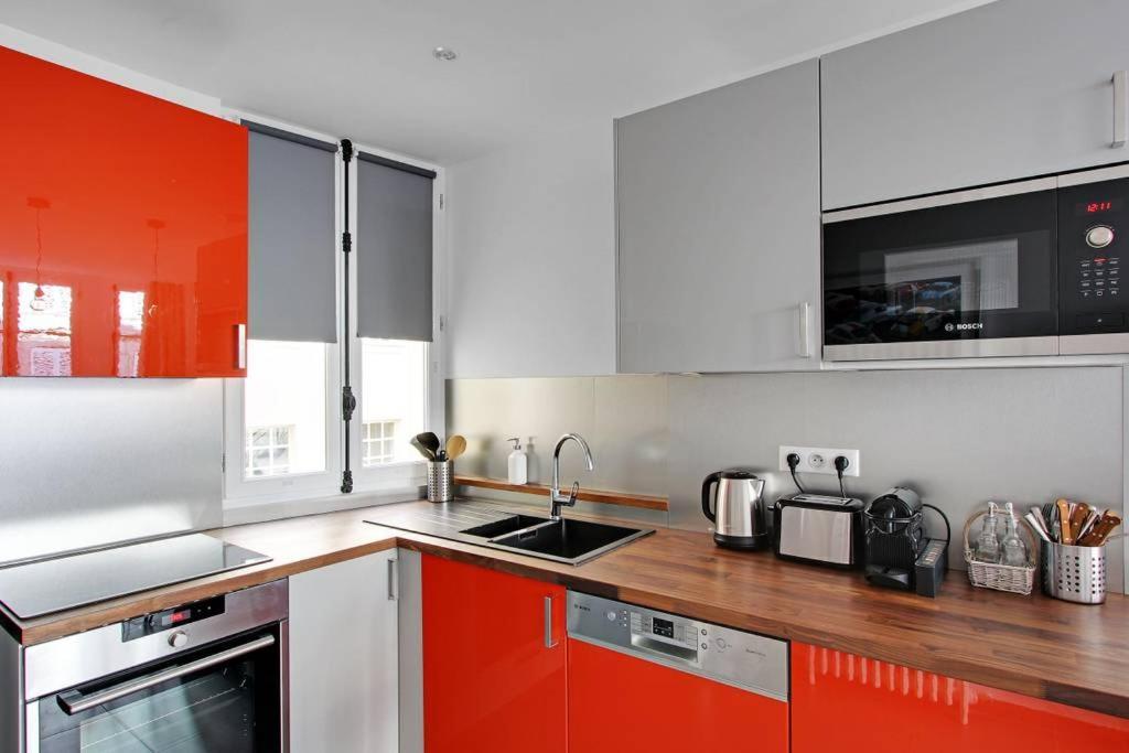 Pick A Flat'S Apartments In Saint Michel - Rue Du Sommerard Париж Экстерьер фото