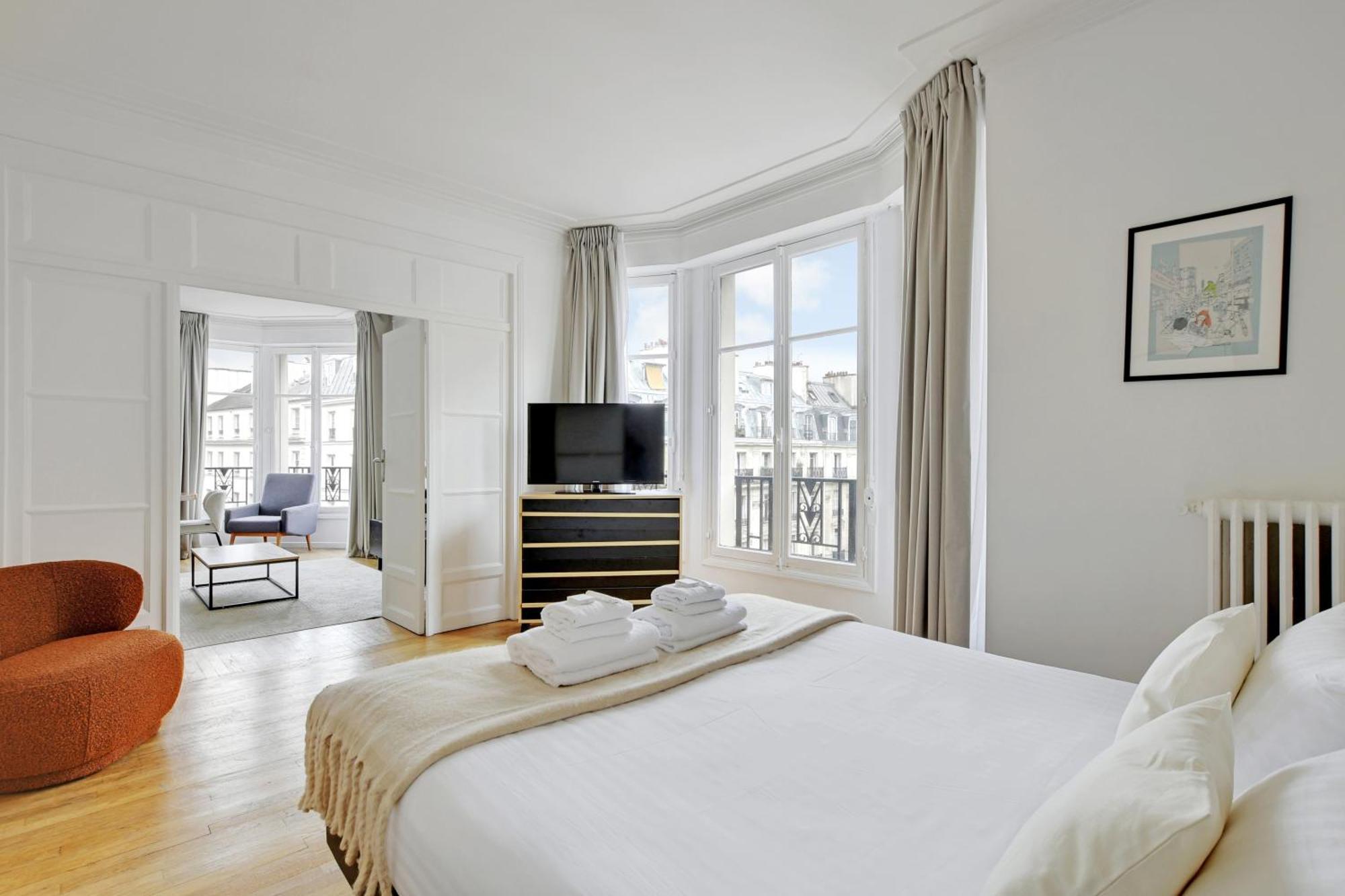 Pick A Flat'S Apartments In Saint Michel - Rue Du Sommerard Париж Экстерьер фото