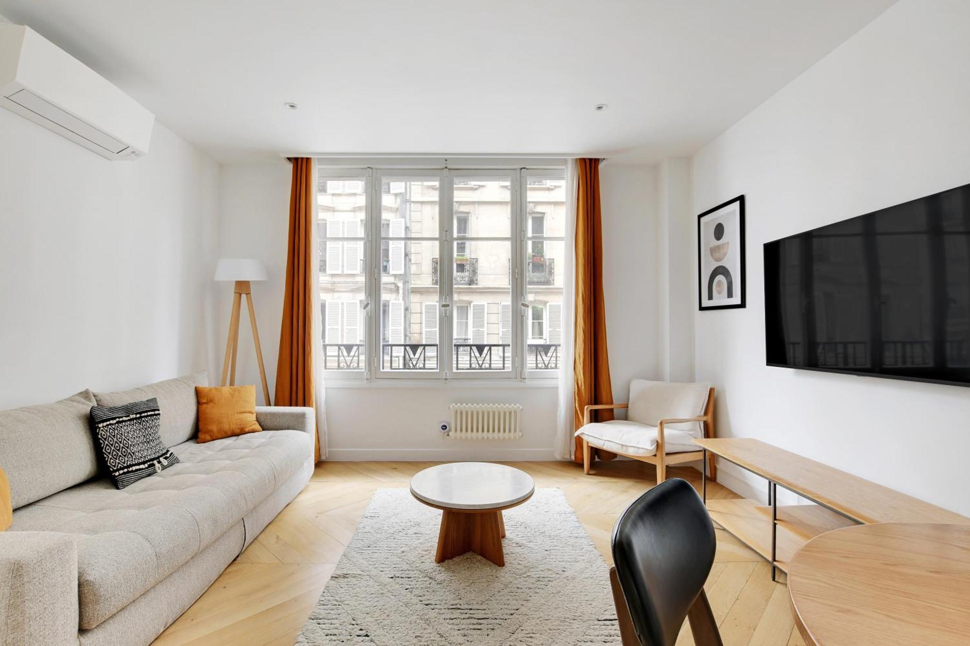 Pick A Flat'S Apartments In Saint Michel - Rue Du Sommerard Париж Экстерьер фото