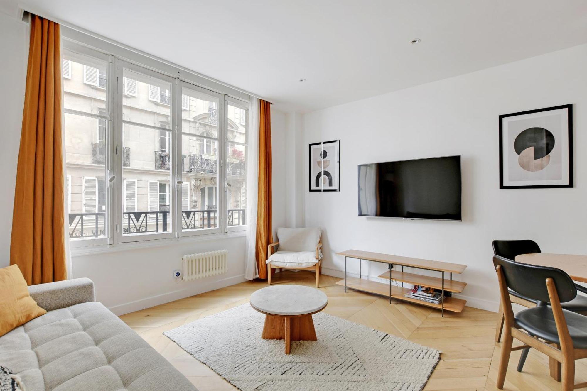 Pick A Flat'S Apartments In Saint Michel - Rue Du Sommerard Париж Экстерьер фото