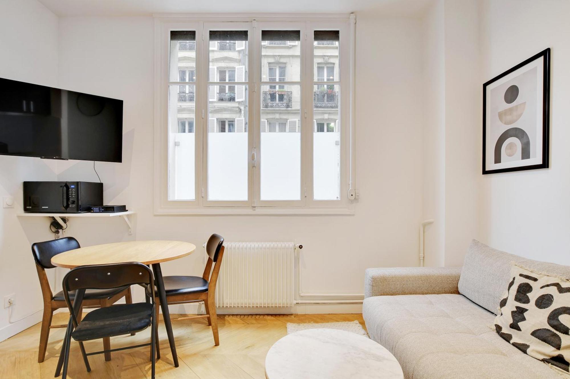 Pick A Flat'S Apartments In Saint Michel - Rue Du Sommerard Париж Экстерьер фото
